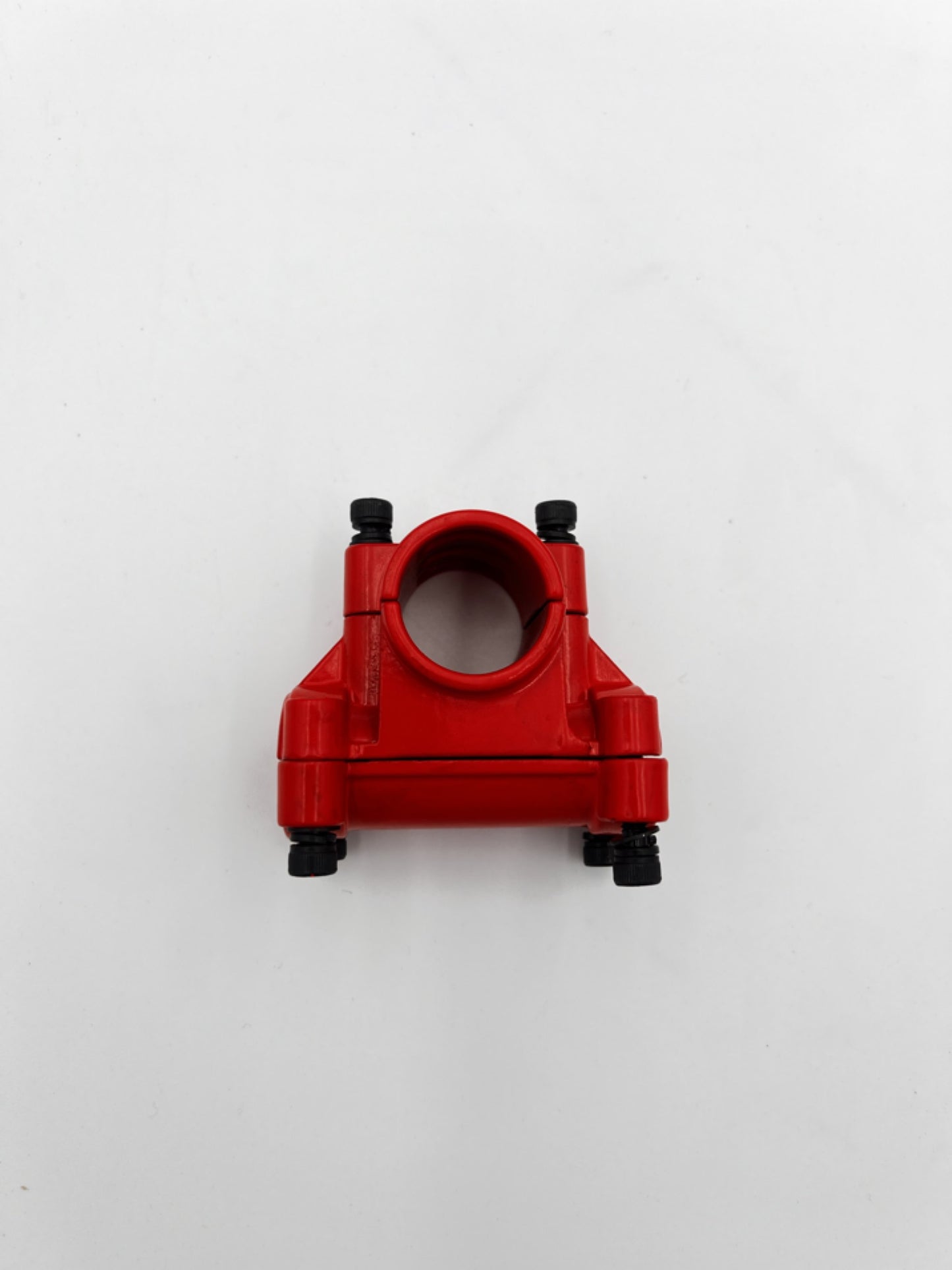 BU-KO 3-in-1 Multitool Handle Bracket – Heavy-Duty Pipe Clamp Mount